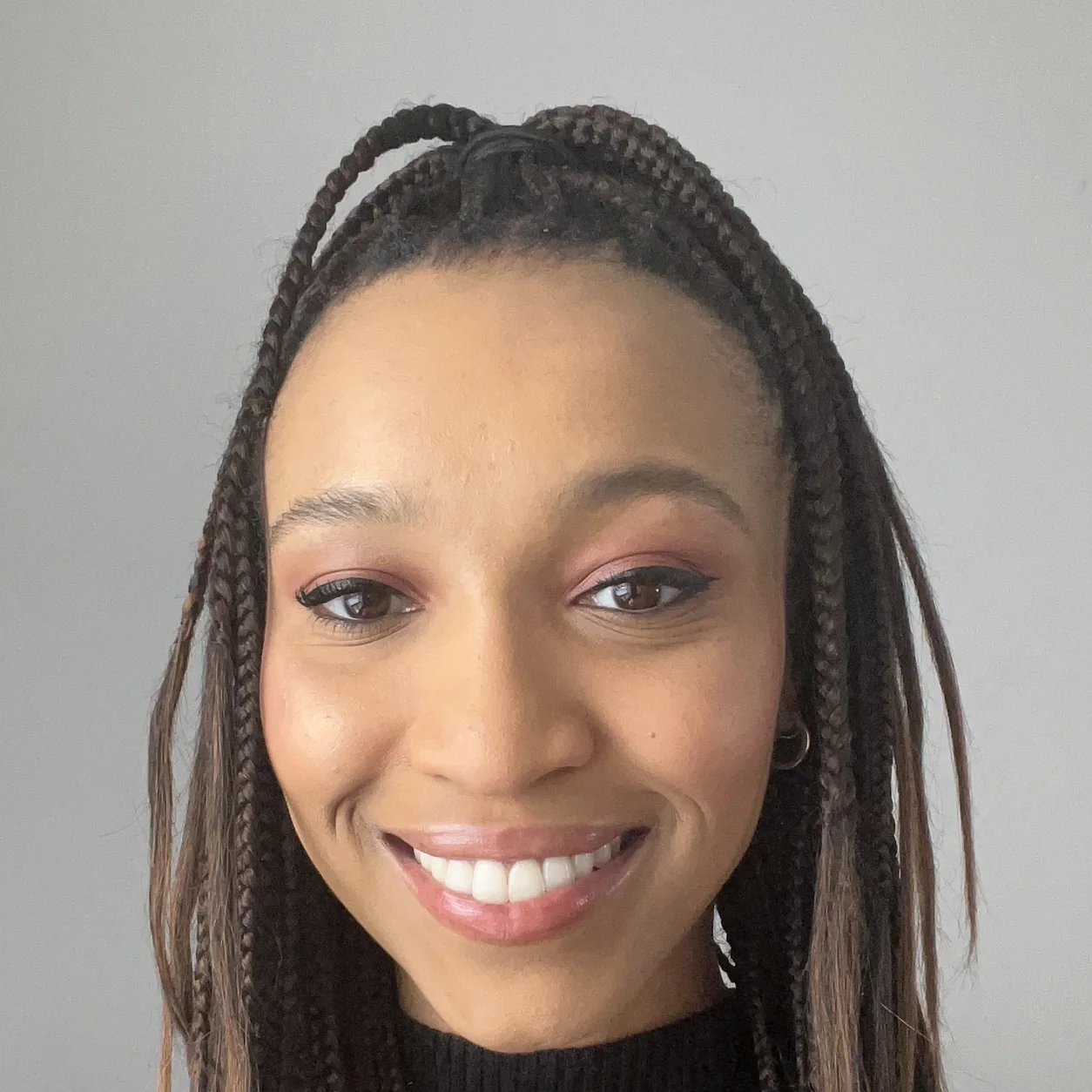 Jordan Poindexter, Program Director of the Student Music Project Music Seminars